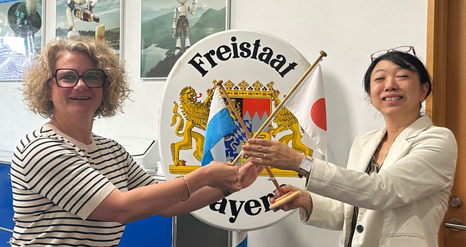 Links: Susanne Schierok
Rechts: Kaori Yamaguchi-Humpert 